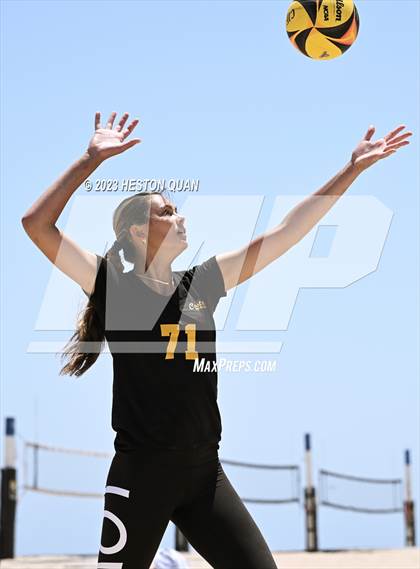 Thumbnail 2 in CIF-SS Individual Pairs Final photogallery.