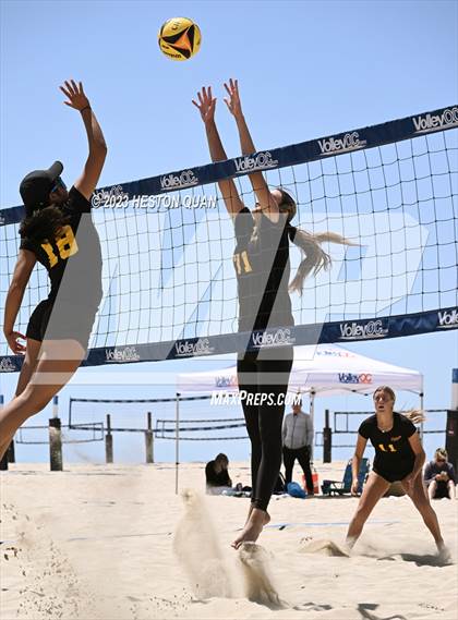 Thumbnail 1 in CIF-SS Individual Pairs Final photogallery.