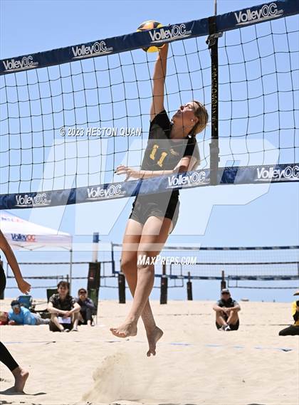 Thumbnail 1 in CIF-SS Individual Pairs Final photogallery.