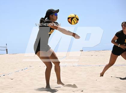 Thumbnail 1 in CIF-SS Individual Pairs Final photogallery.