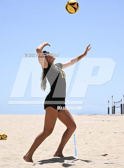 Thumbnail 3 in CIF-SS Individual Pairs Final photogallery.