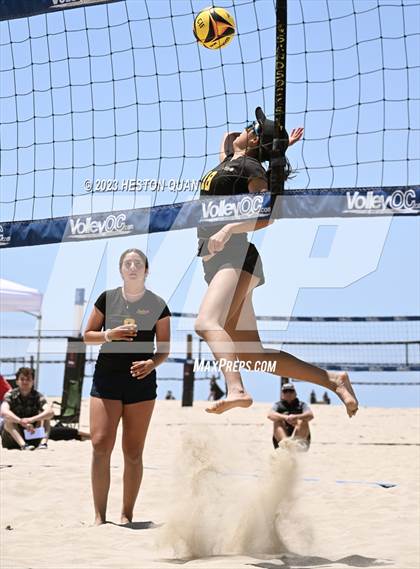Thumbnail 1 in CIF-SS Individual Pairs Final photogallery.