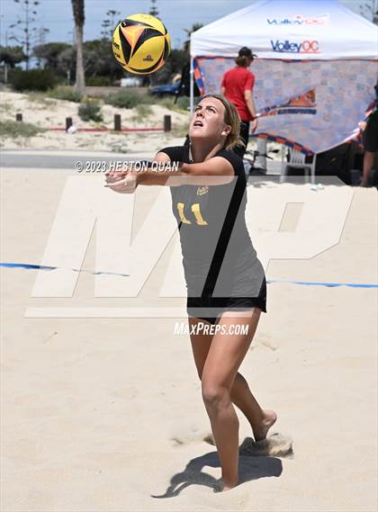 Thumbnail 1 in CIF-SS Individual Pairs Final photogallery.