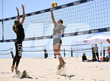 Thumbnail 2 in CIF-SS Individual Pairs Final photogallery.
