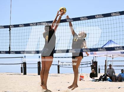 Thumbnail 3 in CIF-SS Individual Pairs Final photogallery.