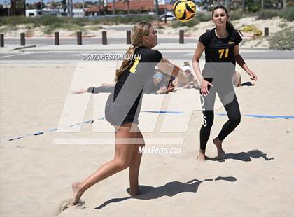 Thumbnail 2 in CIF-SS Individual Pairs Final photogallery.