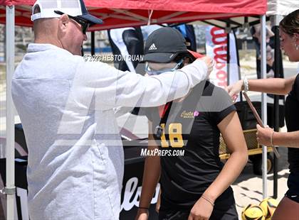 Thumbnail 2 in CIF-SS Individual Pairs Final photogallery.