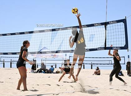 Thumbnail 2 in CIF-SS Individual Pairs Final photogallery.