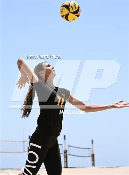 Thumbnail 3 in CIF-SS Individual Pairs Final photogallery.