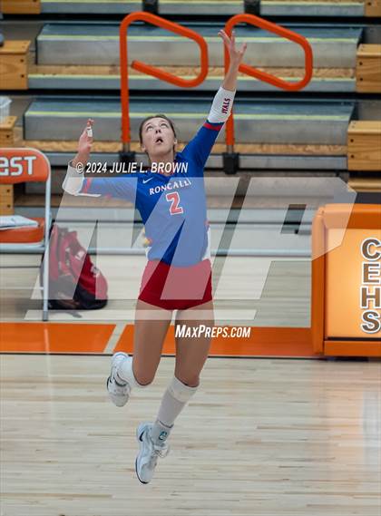Thumbnail 1 in Roncalli vs. Jennings County (IHSAA 3A Semi-state semifinal) photogallery.