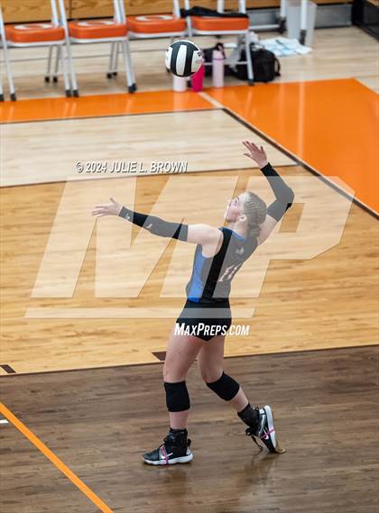 Thumbnail 1 in Roncalli vs. Jennings County (IHSAA 3A Semi-state semifinal) photogallery.