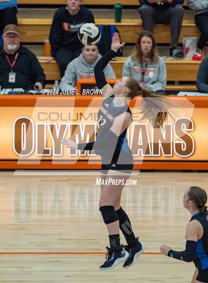 Thumbnail 2 in Roncalli vs. Jennings County (IHSAA 3A Semi-state semifinal) photogallery.