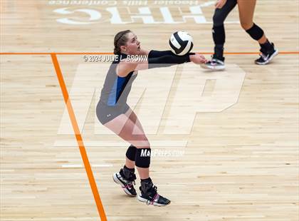 Thumbnail 1 in Roncalli vs. Jennings County (IHSAA 3A Semi-state semifinal) photogallery.