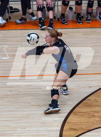 Thumbnail 1 in Roncalli vs. Jennings County (IHSAA 3A Semi-state semifinal) photogallery.