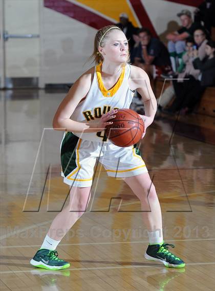 Thumbnail 1 in Royal vs. Thousand Oaks  (La Canada Tournament) photogallery.