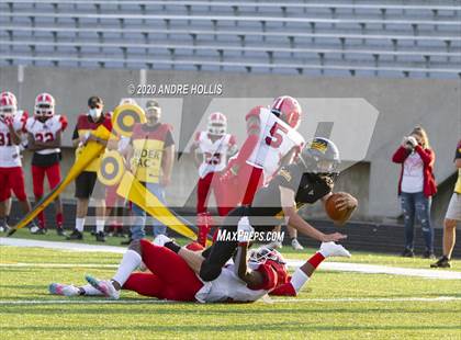 Thumbnail 2 in Fort Wayne North Side vs Fort Wayne Snider photogallery.