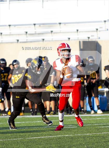 Thumbnail 2 in Fort Wayne North Side vs Fort Wayne Snider photogallery.