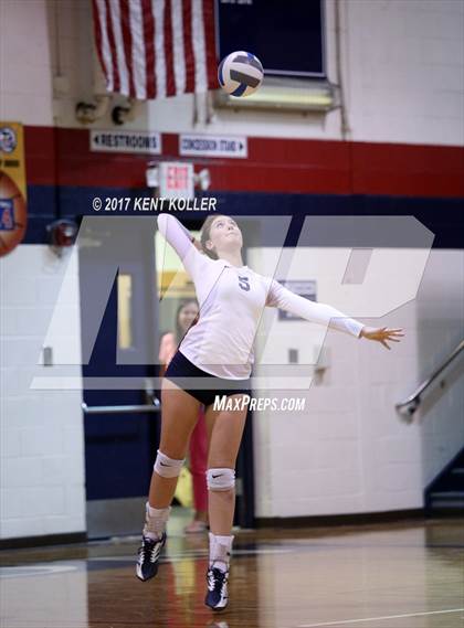 Thumbnail 1 in L'Anse Creuse @ Sterling Heights Stevenson photogallery.