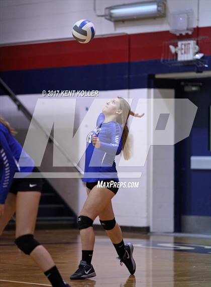 Thumbnail 1 in L'Anse Creuse @ Sterling Heights Stevenson photogallery.