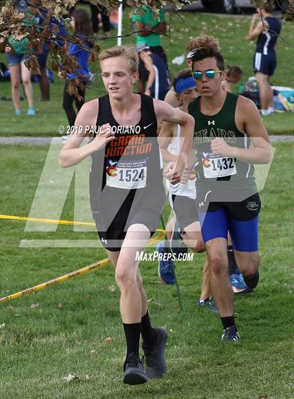 Thumbnail 3 in CHSAA 5A Region 2 Meet photogallery.