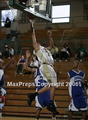 Thumbnail 2 in Serra vs. Jordan (Torrey Pines Holiday Prep Classic) photogallery.
