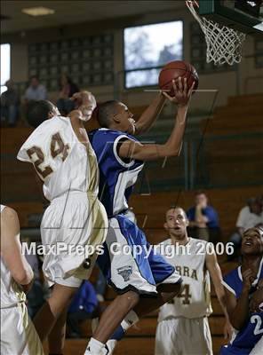 Thumbnail 3 in Serra vs. Jordan (Torrey Pines Holiday Prep Classic) photogallery.