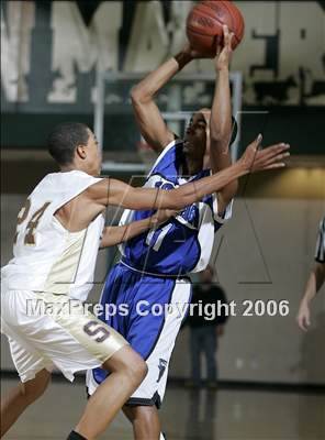 Thumbnail 3 in Serra vs. Jordan (Torrey Pines Holiday Prep Classic) photogallery.