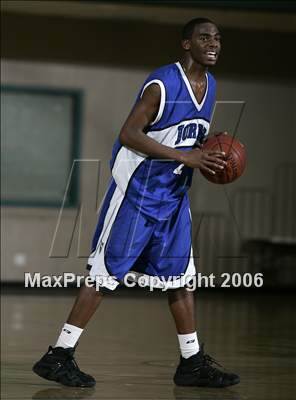 Thumbnail 1 in Serra vs. Jordan (Torrey Pines Holiday Prep Classic) photogallery.