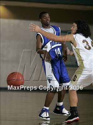 Thumbnail 2 in Serra vs. Jordan (Torrey Pines Holiday Prep Classic) photogallery.