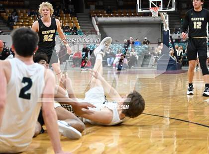 Thumbnail 1 in ThunderRidge vs. Rock Canyon (CHSAA 5A Great 8) photogallery.
