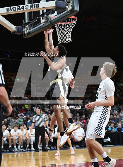 Thumbnail 2 in ThunderRidge vs. Rock Canyon (CHSAA 5A Great 8) photogallery.