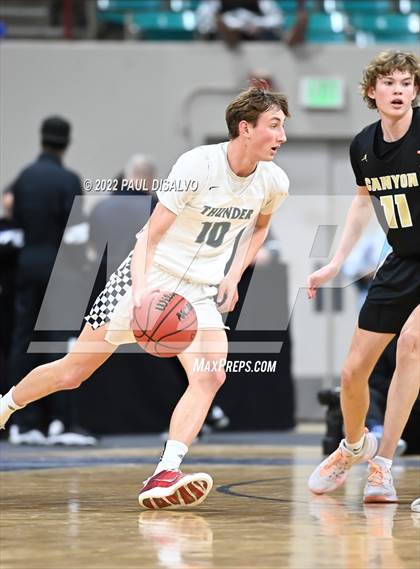 Thumbnail 2 in ThunderRidge vs. Rock Canyon (CHSAA 5A Great 8) photogallery.