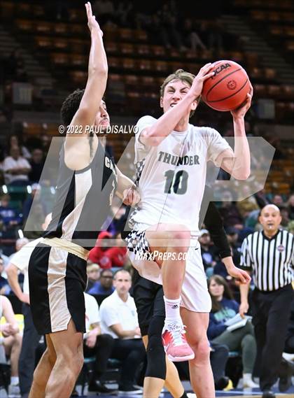 Thumbnail 1 in ThunderRidge vs. Rock Canyon (CHSAA 5A Great 8) photogallery.