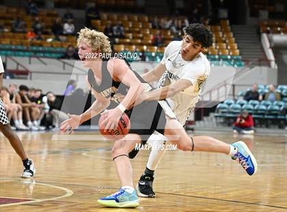 Thumbnail 1 in ThunderRidge vs. Rock Canyon (CHSAA 5A Great 8) photogallery.