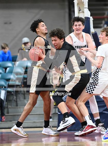 Thumbnail 3 in ThunderRidge vs. Rock Canyon (CHSAA 5A Great 8) photogallery.