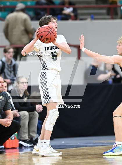 Thumbnail 2 in ThunderRidge vs. Rock Canyon (CHSAA 5A Great 8) photogallery.