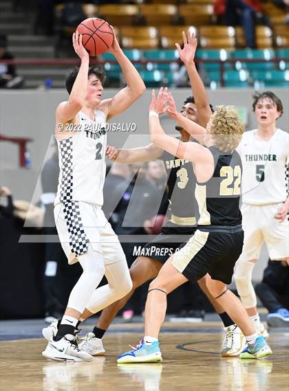 Thumbnail 2 in ThunderRidge vs. Rock Canyon (CHSAA 5A Great 8) photogallery.