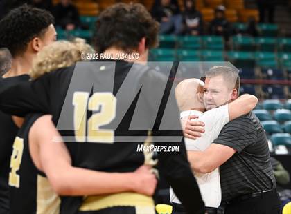 Thumbnail 2 in ThunderRidge vs. Rock Canyon (CHSAA 5A Great 8) photogallery.