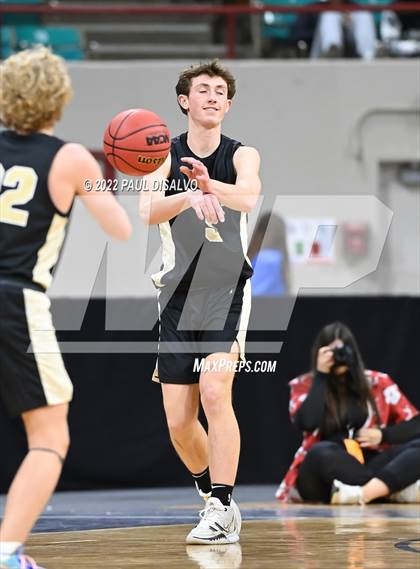 Thumbnail 2 in ThunderRidge vs. Rock Canyon (CHSAA 5A Great 8) photogallery.