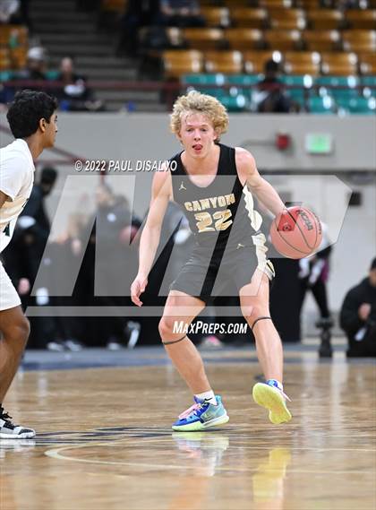 Thumbnail 3 in ThunderRidge vs. Rock Canyon (CHSAA 5A Great 8) photogallery.