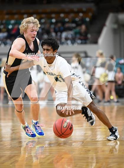 Thumbnail 3 in ThunderRidge vs. Rock Canyon (CHSAA 5A Great 8) photogallery.