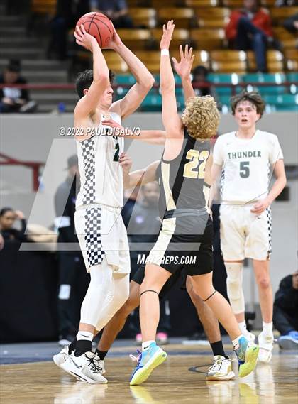 Thumbnail 1 in ThunderRidge vs. Rock Canyon (CHSAA 5A Great 8) photogallery.
