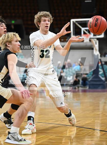 Thumbnail 2 in ThunderRidge vs. Rock Canyon (CHSAA 5A Great 8) photogallery.
