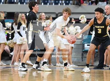Thumbnail 2 in ThunderRidge vs. Rock Canyon (CHSAA 5A Great 8) photogallery.