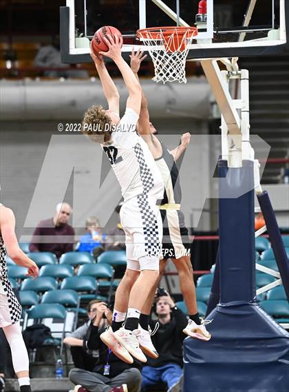 Thumbnail 1 in ThunderRidge vs. Rock Canyon (CHSAA 5A Great 8) photogallery.
