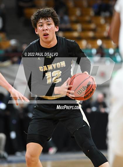 Thumbnail 2 in ThunderRidge vs. Rock Canyon (CHSAA 5A Great 8) photogallery.