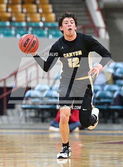 Thumbnail 1 in ThunderRidge vs. Rock Canyon (CHSAA 5A Great 8) photogallery.