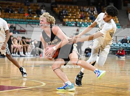 Thumbnail 2 in ThunderRidge vs. Rock Canyon (CHSAA 5A Great 8) photogallery.