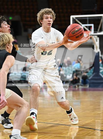 Thumbnail 1 in ThunderRidge vs. Rock Canyon (CHSAA 5A Great 8) photogallery.