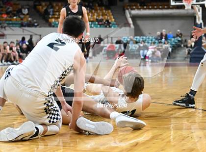Thumbnail 2 in ThunderRidge vs. Rock Canyon (CHSAA 5A Great 8) photogallery.